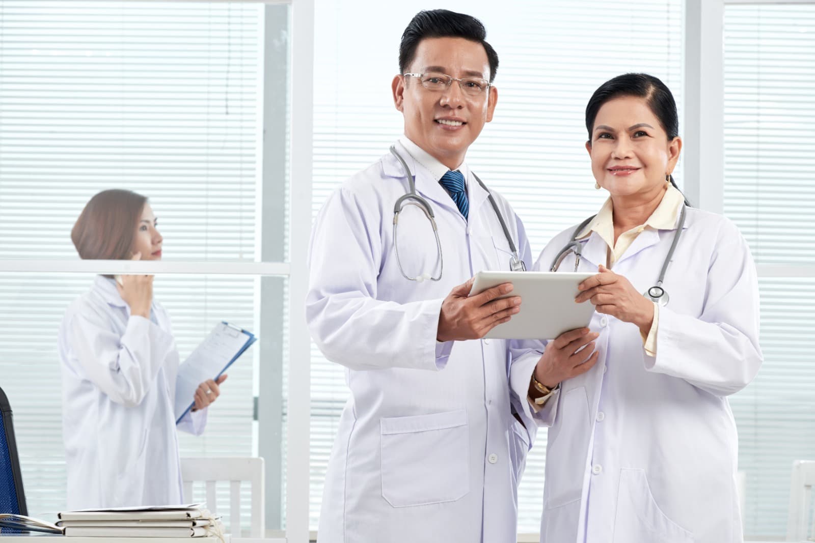 Globally Recognized Medical Experts